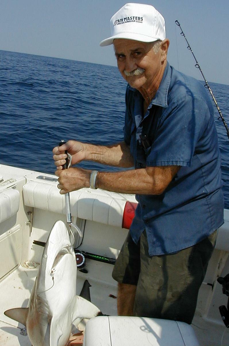 26_Floyd_Shark